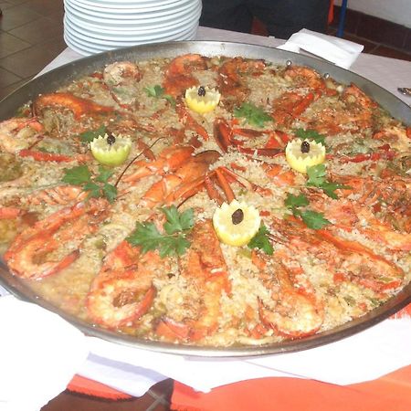 Hotel Bellavista La Puebla De Castro Екстериор снимка