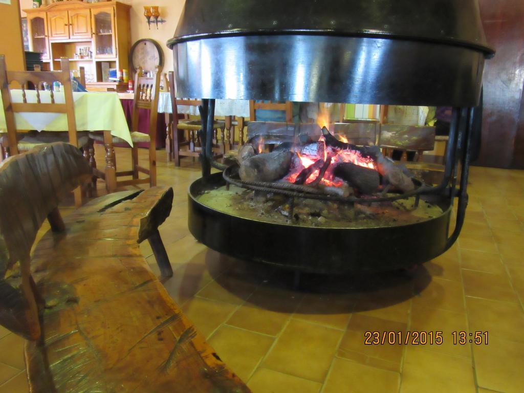 Hotel Bellavista La Puebla De Castro Екстериор снимка